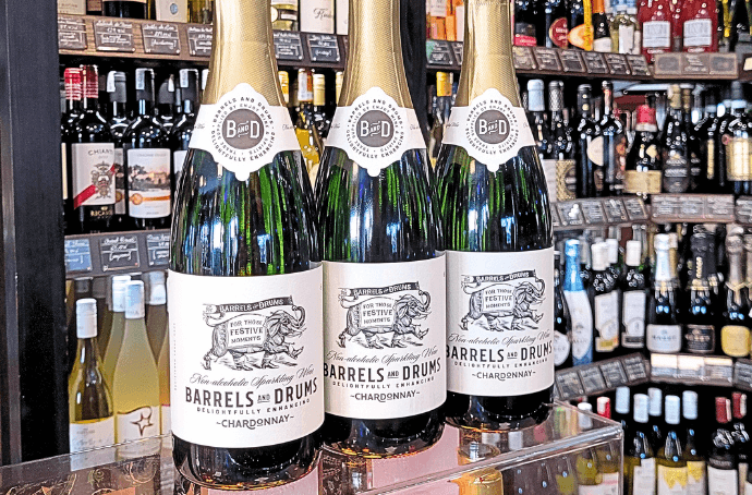 BARRELS AND DRUMS CHARDONNAY SPARKLING BEZALKOHOLWY 0,75L BUTELKI